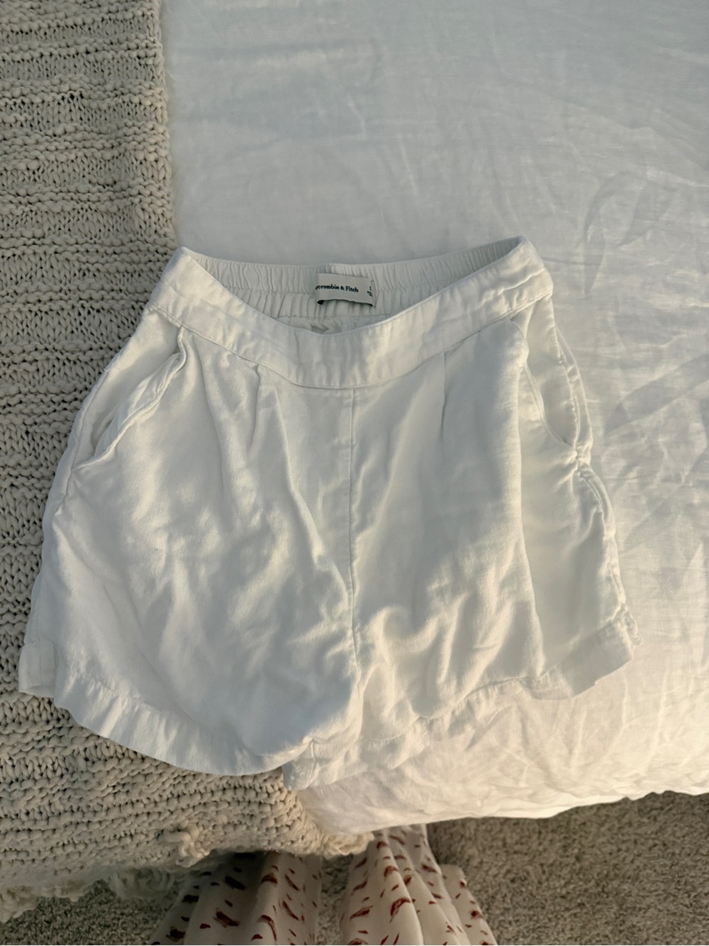 Abercombie & Fitch White Casual Linen-Blend Shorts